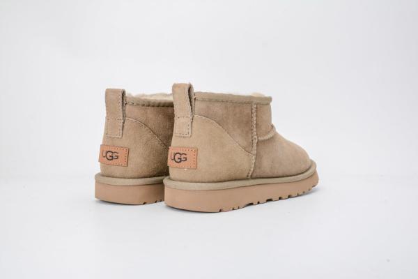 UGG Snow Boots Women's Beige