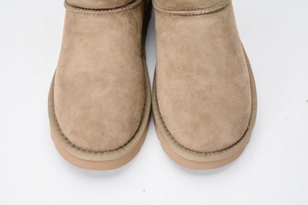 UGG Snow Boots Women's Beige