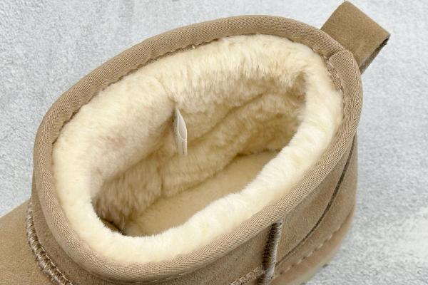 UGG CLASSIC ULTRA MINI Snow Boots Khaki