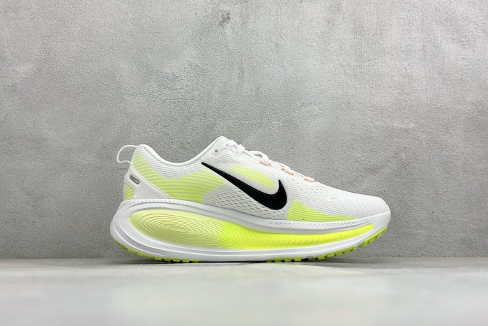 Nike Vomero 18 Breathable Running Shoes White Green