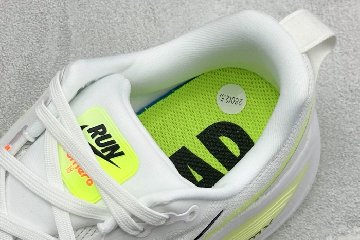 Nike Vomero 18 Breathable Running Shoes White Green