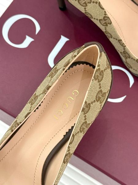 GUCCI High Heels Women's Sand & Brown