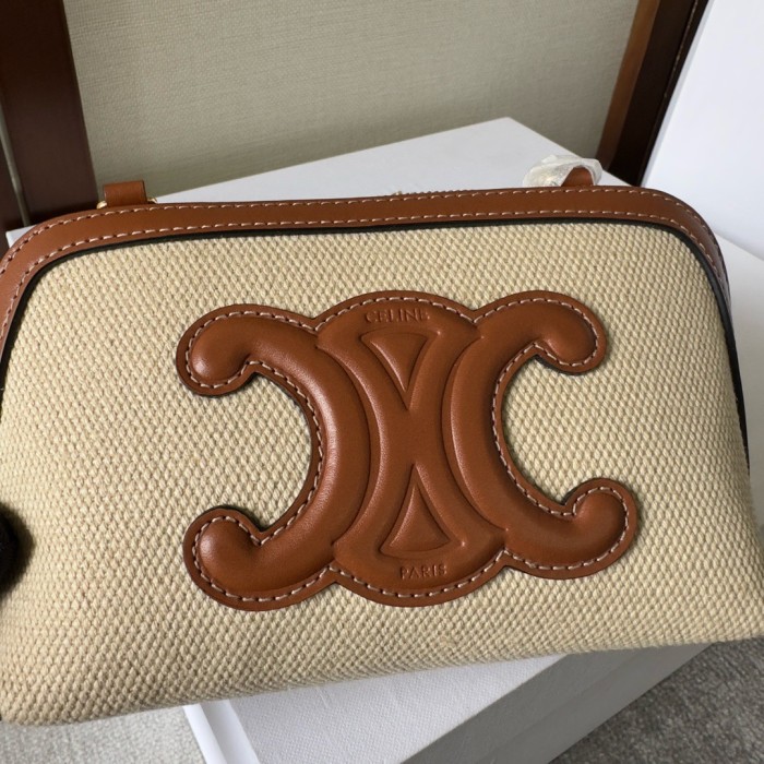 CELINE Cuir Triomphe Arc De Triomphe Fabric With Cow Leather One Shoulder Crossbody Clutch Women's Natural/Tan 10E382DTL-02NT L16*W8*H11cm