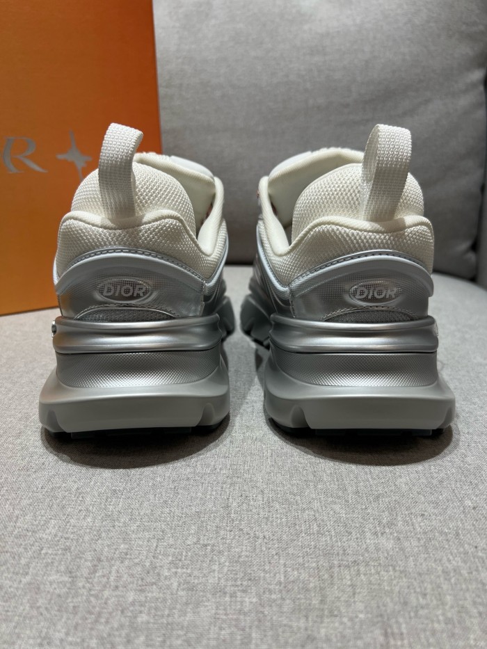 DIOR Lewis Hamilton B44 Blade Fabric Low top Chunky Sneakers Men's Gradient White Limited Edition Numbered Edition
