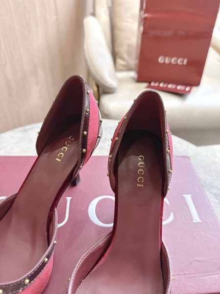 GUCCI Savoy High Heels Women's Sand & red