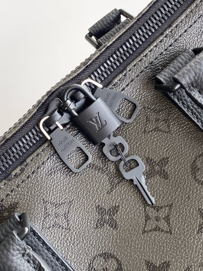 LOUIS VUITTON Keepall Monogram Midnight Coated Canvas Travel Bag Men's Black M28405 L55cm W26cm H31cm