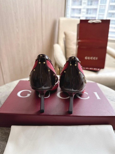 GUCCI Savoy High Heels Women's Sand & red