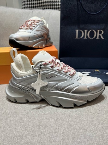 DIOR Lewis Hamilton B44 Blade Fabric Low top Chunky Sneakers Men's Gradient White Limited Edition Numbered Edition