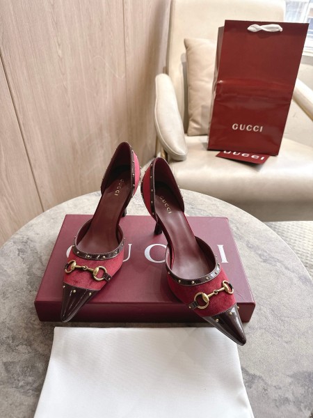 GUCCI Savoy High Heels Women's Sand & red