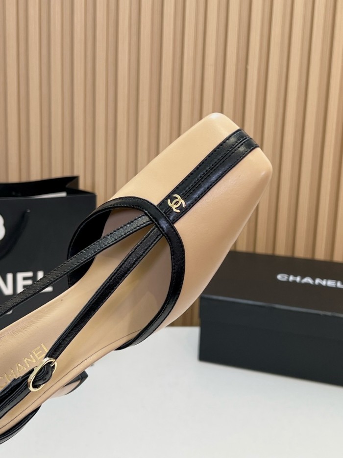 CHANEL 26K Sheepskin/Sheepskin Chunky Heel High Heels 8.5cm Women's Beige & Black