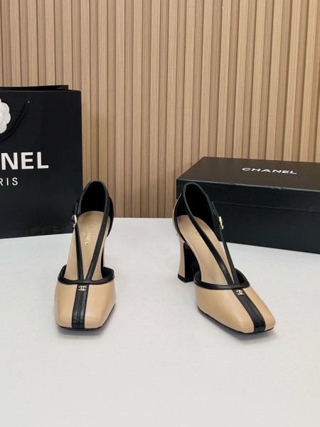 CHANEL 26K Sheepskin/Sheepskin Chunky Heel High Heels 8.5cm Women's Beige & Black