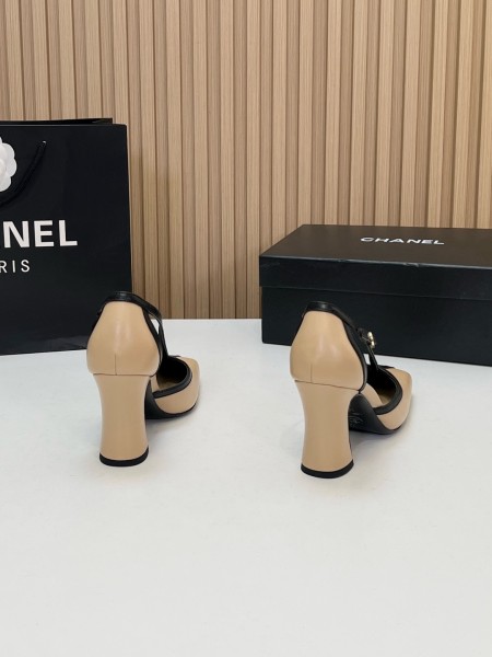 CHANEL 26K Sheepskin/Sheepskin Chunky Heel High Heels 8.5cm Women's Beige & Black