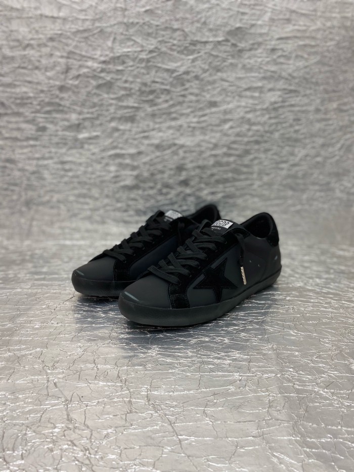 Golden Goose Super Star Low top Skateboard Shoes Black