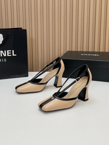 CHANEL 26K Sheepskin/Sheepskin Chunky Heel High Heels 8.5cm Women's Beige & Black
