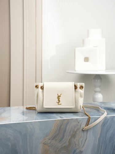 SAINT LAURENT Nolita Diamond Pattern Sheepskin Crossbody Bag, Shoulder Bag Mini Women's White 672738-1EL07-9207 size L18*W6*H13 cm