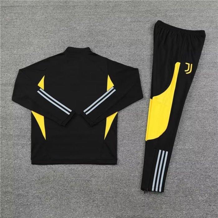 23/24 Juventus black training suit