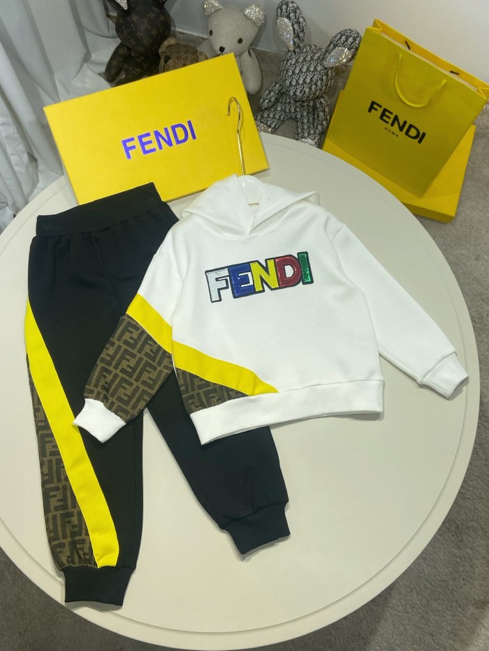 FENDI Kids white hoodie with pants