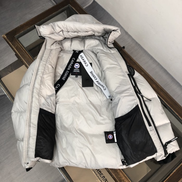 CANADA GOOSE Down Jackets