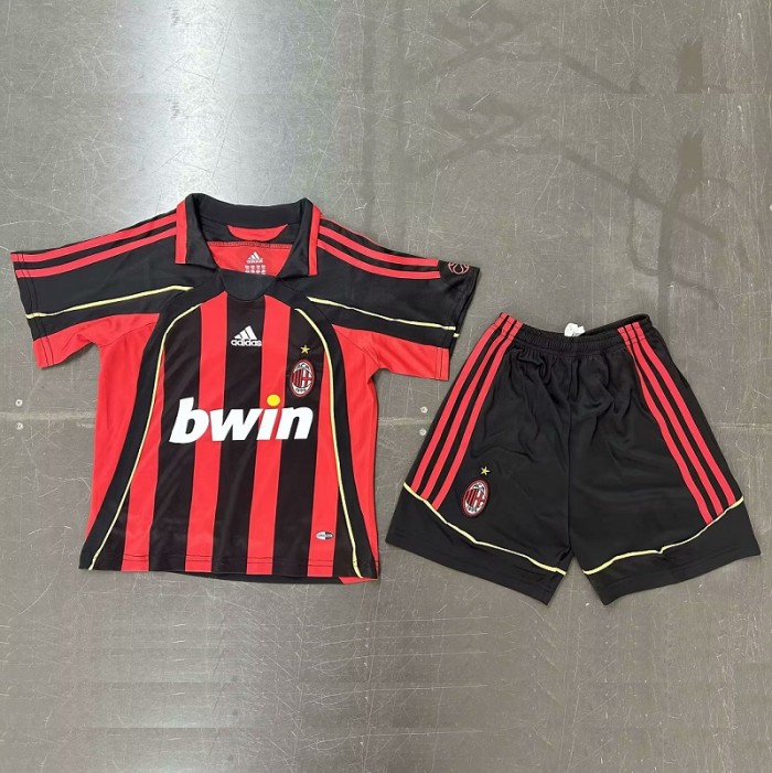 Retro 06/07 AC Milan home kids kit