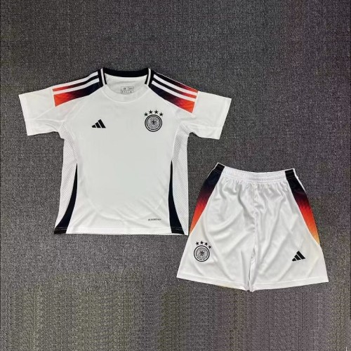 24/25 Germany home kids kit