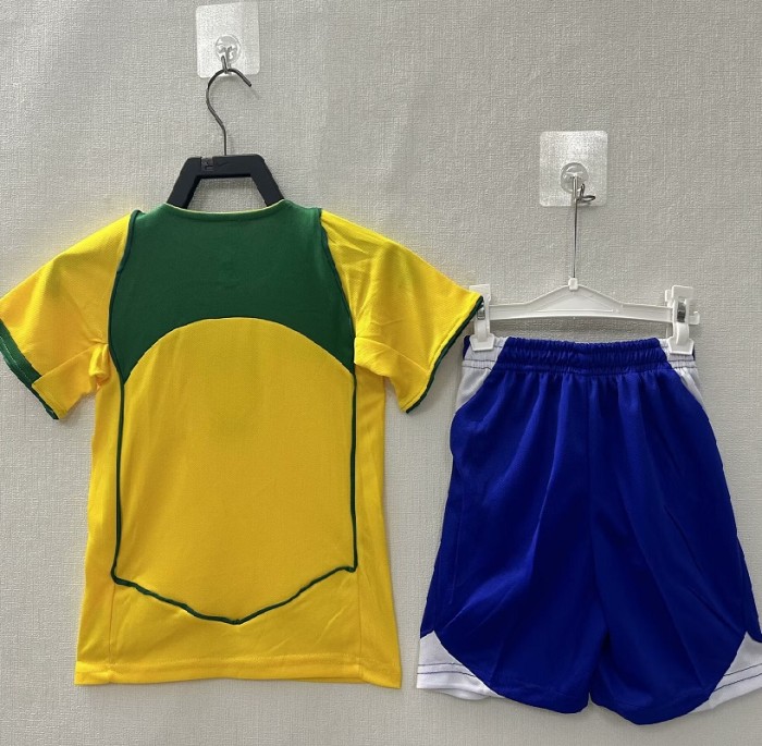 Retro 2004 Brazil home kids kit
