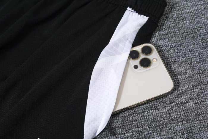 24/25 Manchester United Short sleeve black training suit