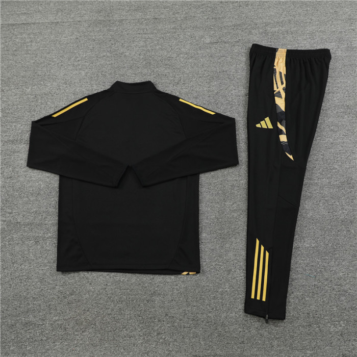 24/25 Real Madrid Adult training suit black