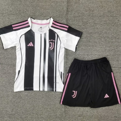 25/26 Juventus home kids kit
