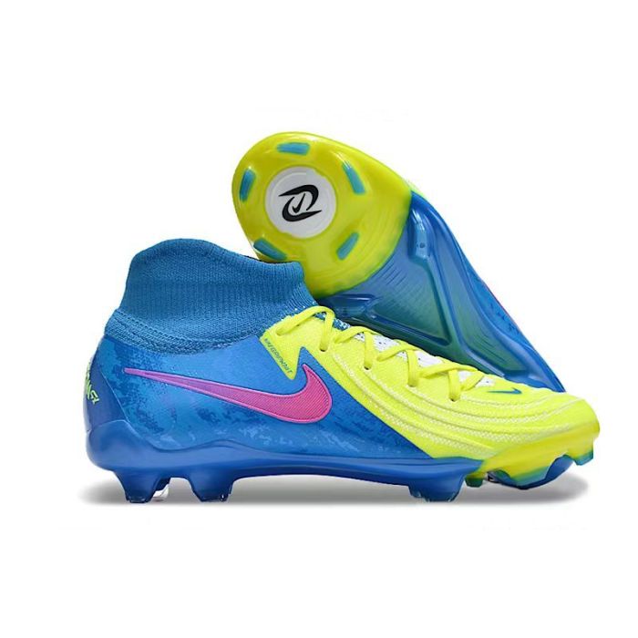 Nike Phantom Luna FG football boots