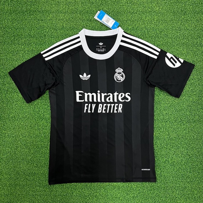25/26 Real Madrid goalkeeper black