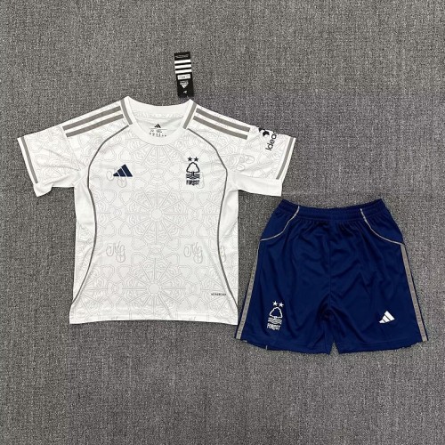 25/26 Nottingham Forest Away kids kit