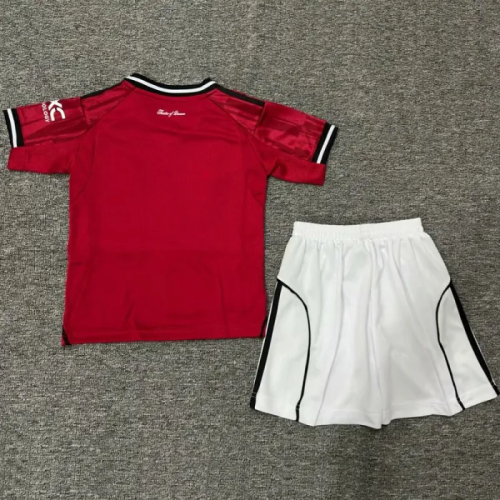 25/26 Manchester United home Adult Set