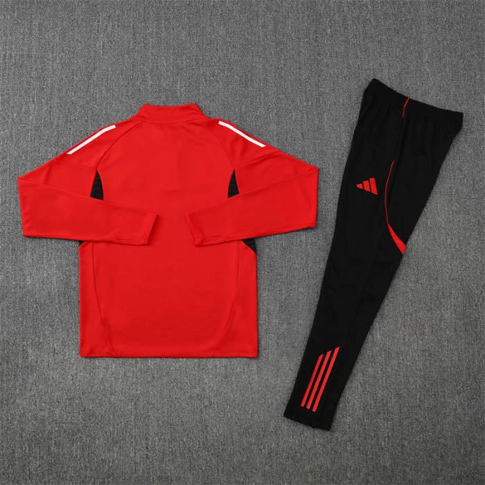 25/26 Manchester United kids training suit red