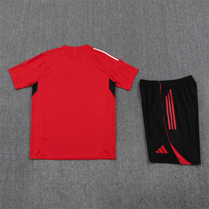 25/26 Manchester United kids Short training suit red