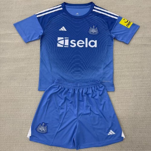 25/26 Newcastle United blue Goalkeeper Adult Set