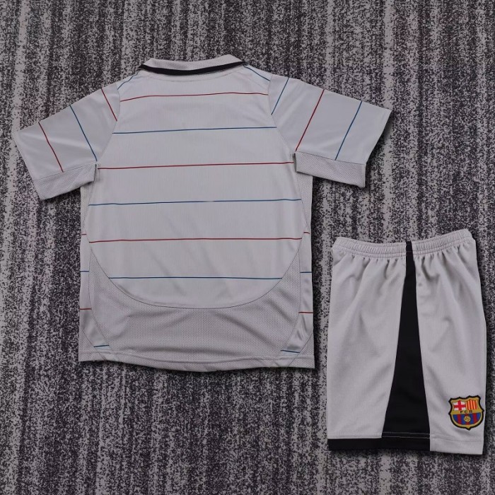 Retro 03/04 Barcelona Away kids kit