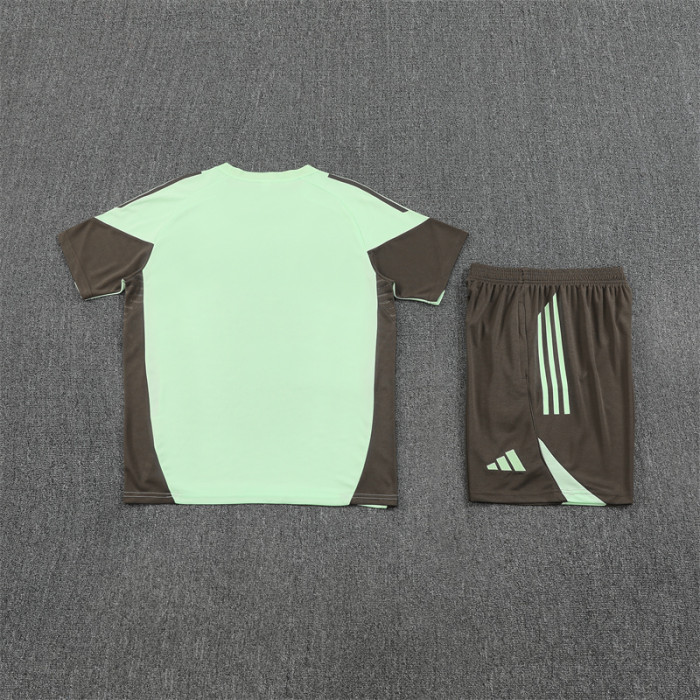 25/26 Real Madrid kids Short sleeve training suit light green