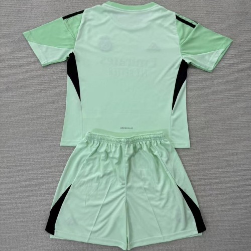 25/26 Real Madrid goalkeeper kids kit