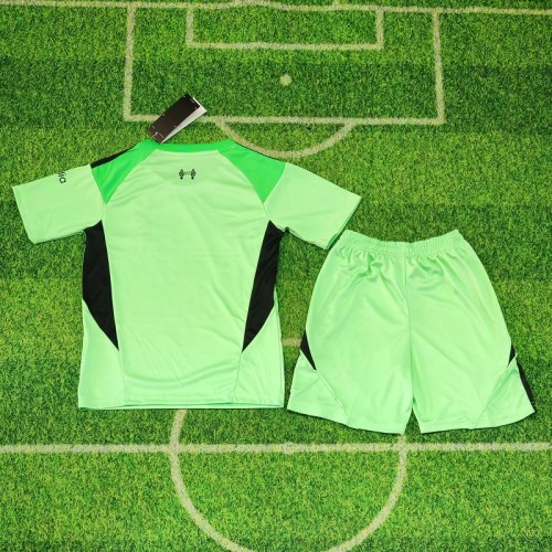 25/26 Liverpool goalkeeper kids kit green