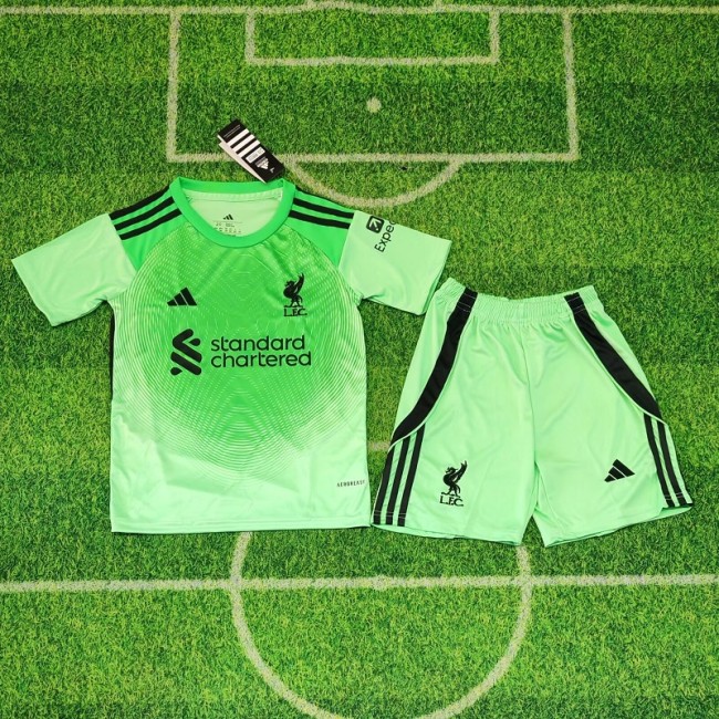 25/26 Liverpool goalkeeper kids kit green