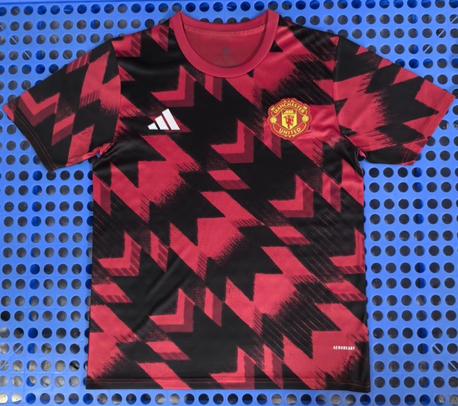 25/26 Manchester United training shirt