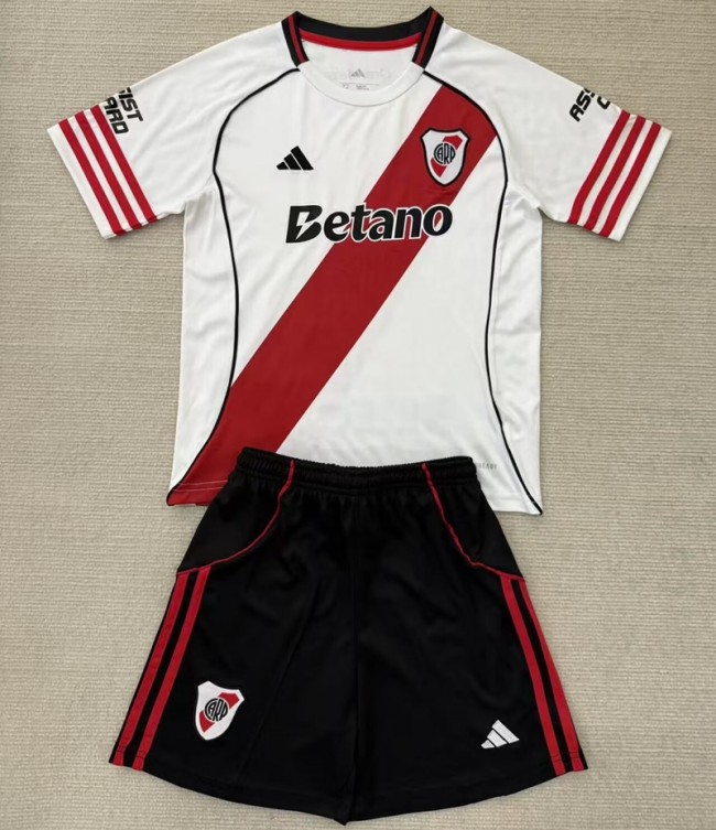 25/26 River Plate home kids kit