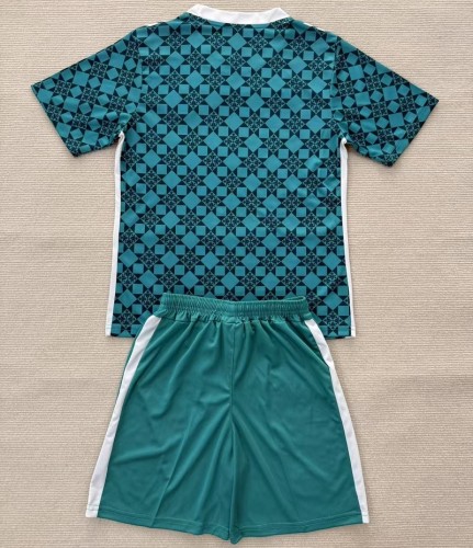 25/26 Sunderland goalkeeper kids kit green