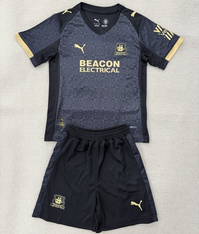 25/26 Plymouth away kids kit