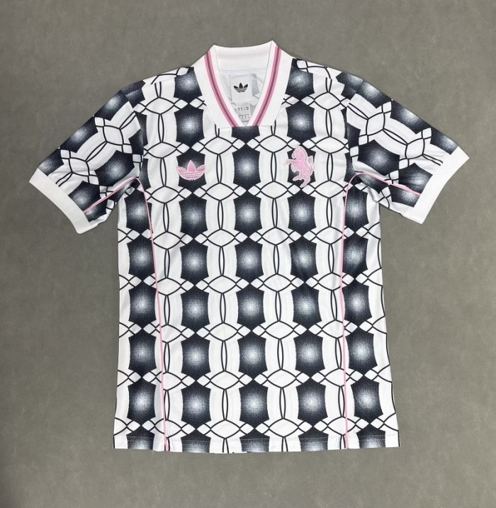 25/26 Juventus Retro Clover Special Edition