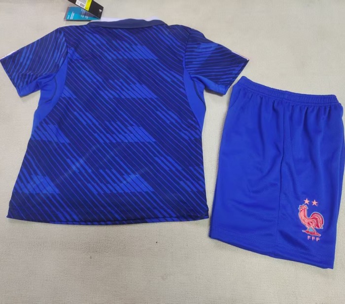 26/27 France home kids kit