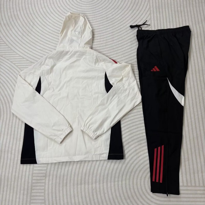 26/27 Liverpool trench coat yellow