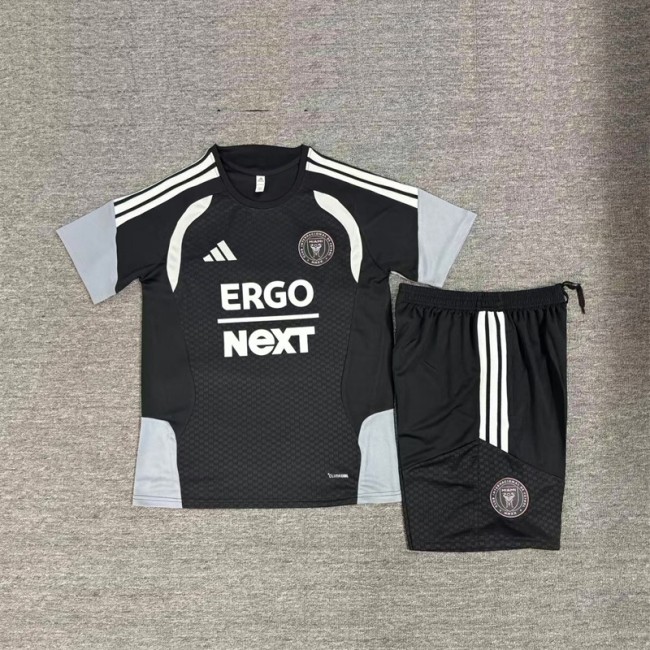 26/27 Miami short sleeved Adult training suit black