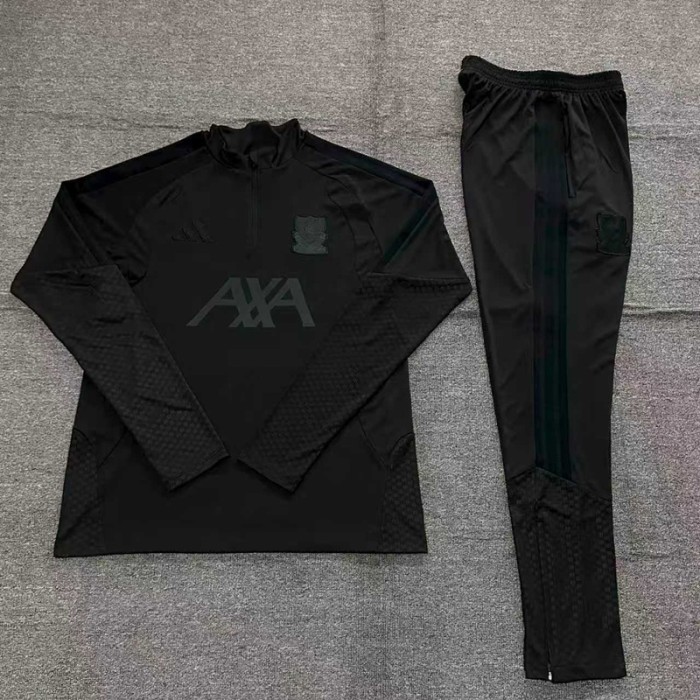 26/27 Liverpool Adult training suit black