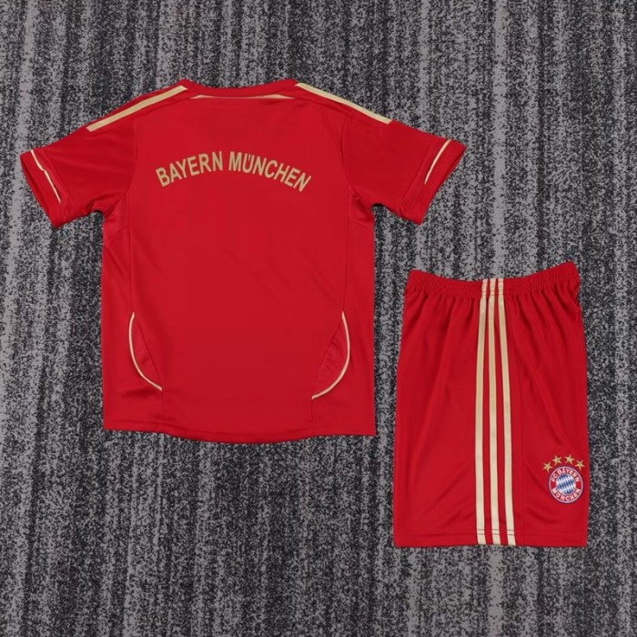 Retro 12/13 bayern munich home kids kit